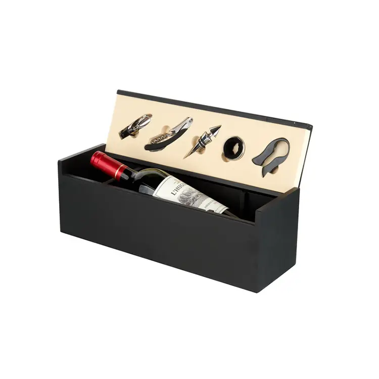 Set di vino in legno nero