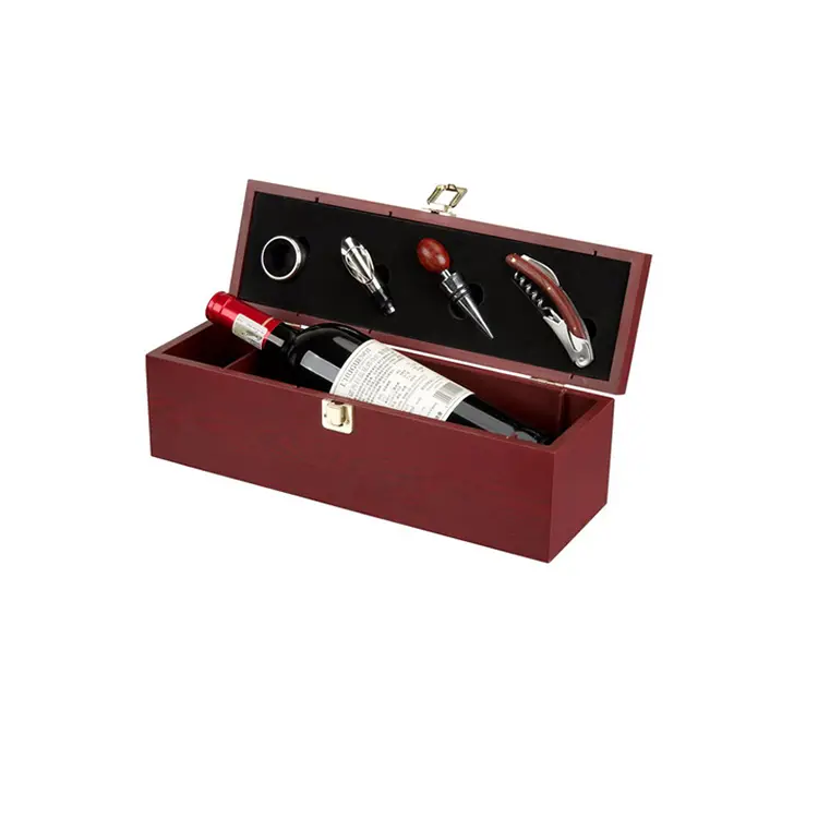 Set di vino in legno rossastro